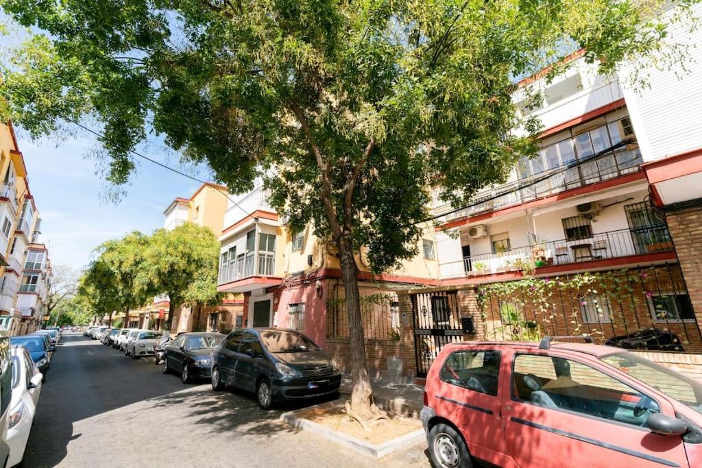 Apartamento Moderno En Triana 2 Dormitorios Y Aire Acondicionado Sevilha Exterior foto