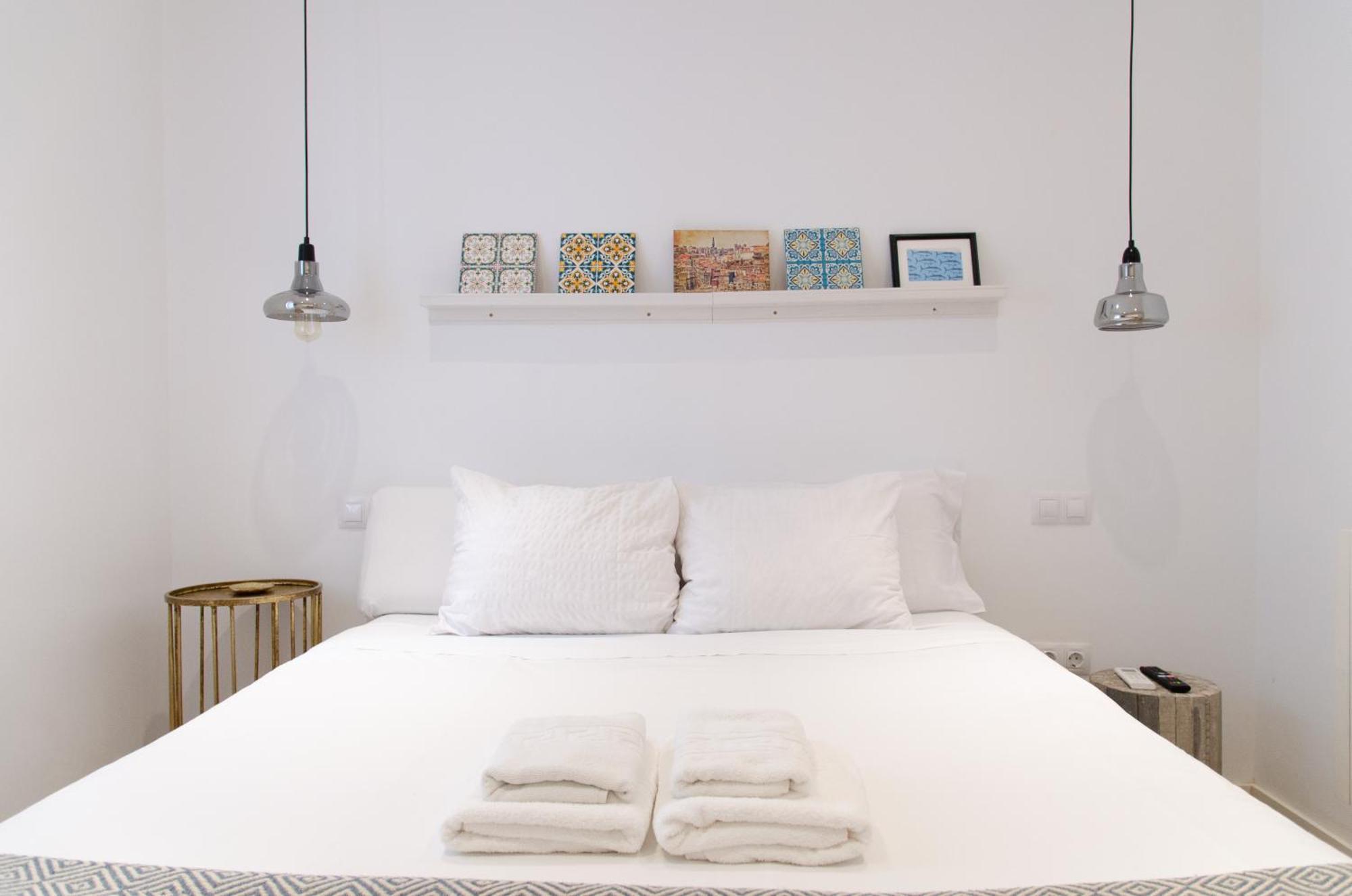 Apartamento Moderno En Triana 2 Dormitorios Y Aire Acondicionado Sevilha Exterior foto