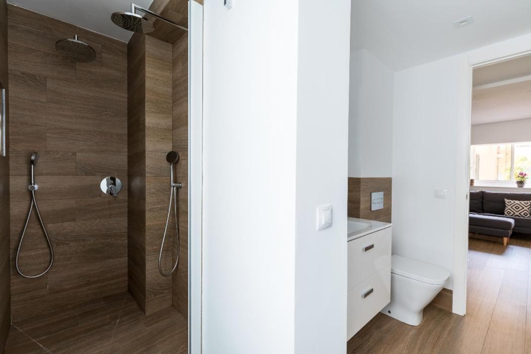 Apartamento Moderno En Triana 2 Dormitorios Y Aire Acondicionado Sevilha Exterior foto